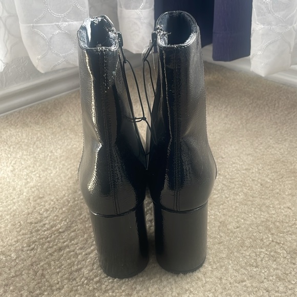 NWT H&M 8.5 Boots - Picture 2 of 6